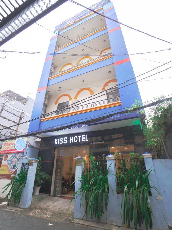 Kiss Hotel Tan Binh Ho Chi Minh City Exterior photo